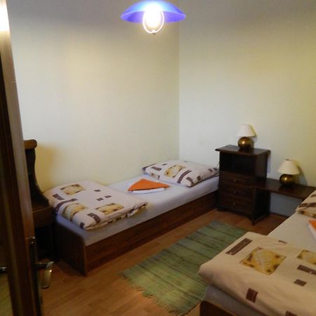 Hotel Slnecny Dvor Michalovce Room photo