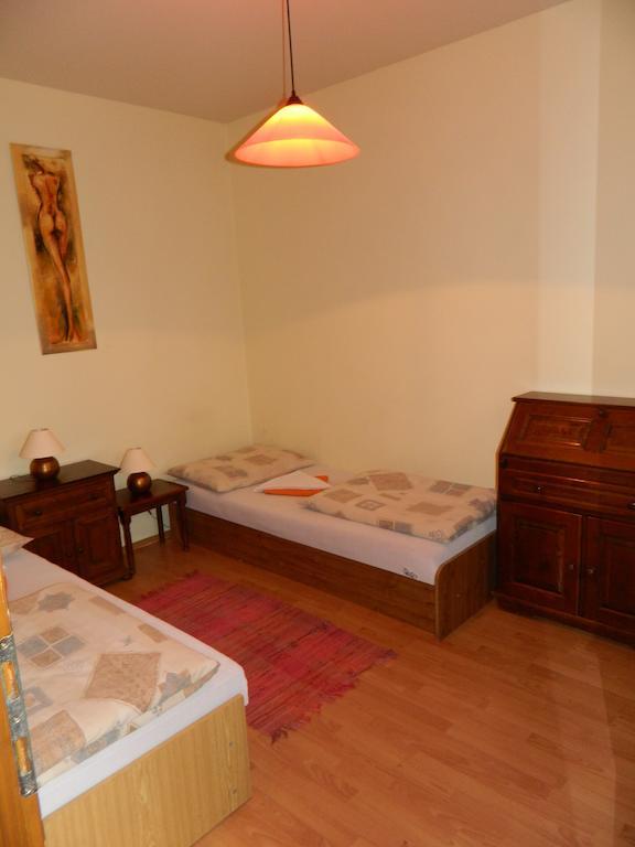 Hotel Slnecny Dvor Michalovce Room photo