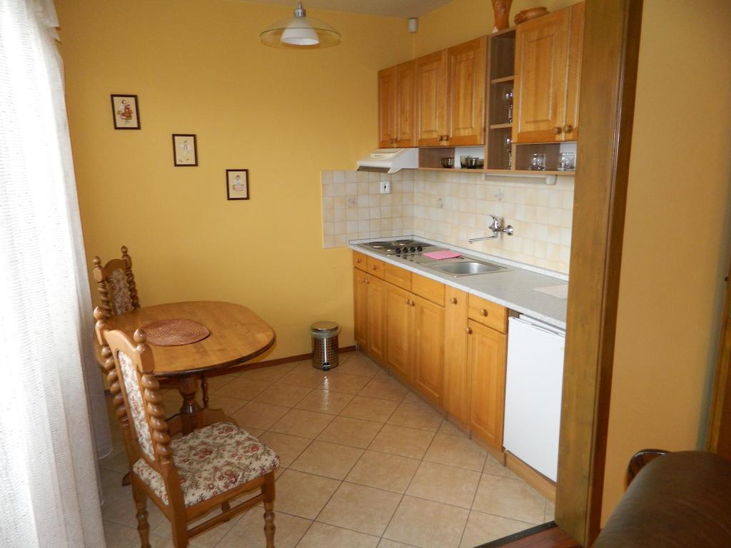 Hotel Slnecny Dvor Michalovce Room photo